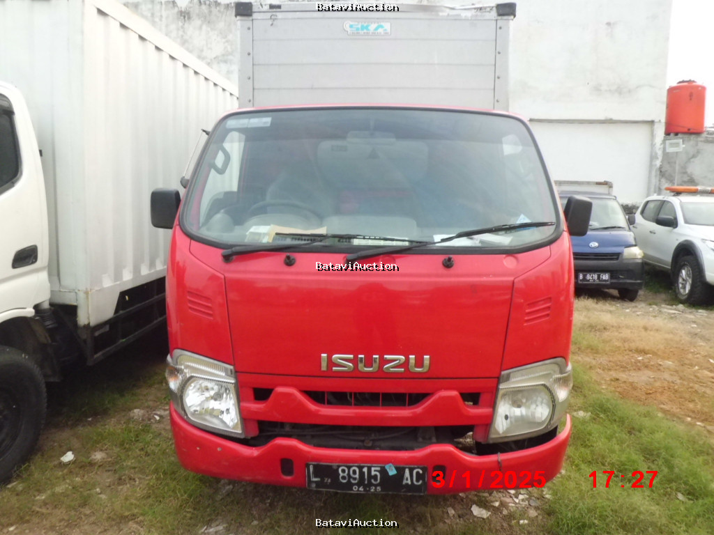 L 8915 AC