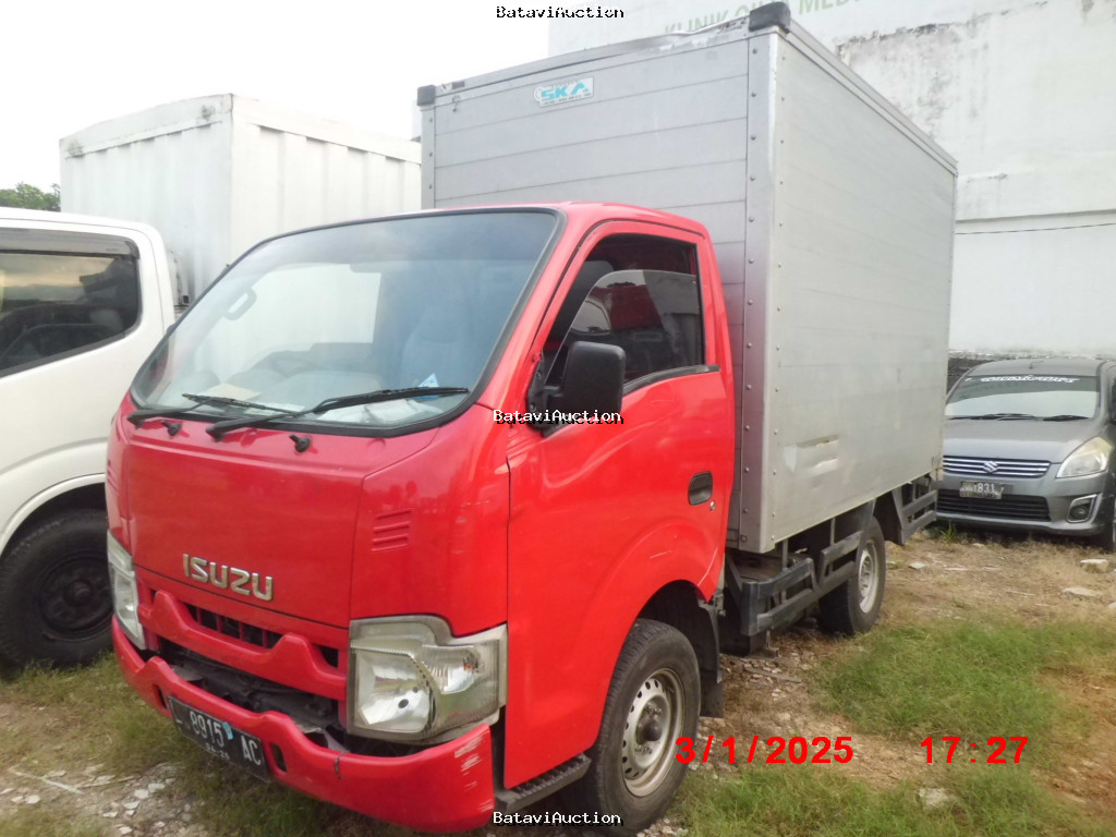 L 8915 AC
