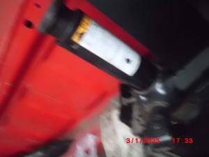 L 8915 AC