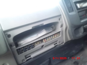 L 8915 AC