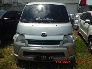 F 1077 CU